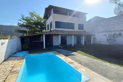 Image de Beachfront House! Your family's home on the beach!