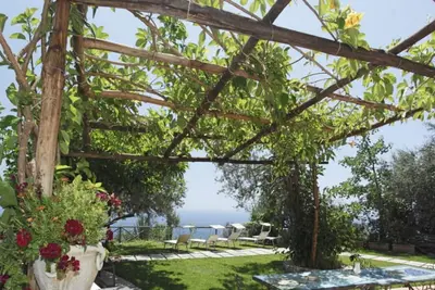 Image de Villa romantique près d'Amalfi, près de la plage, superbe espace extérieur, parking