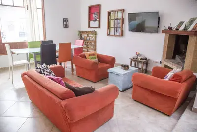 Image de whole house \/ in the village \/ petfriendly