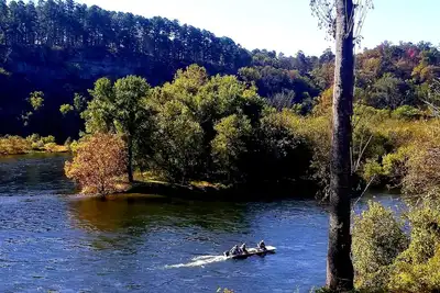 Image de The Shoals Lodge-Amazing White River views! ! !