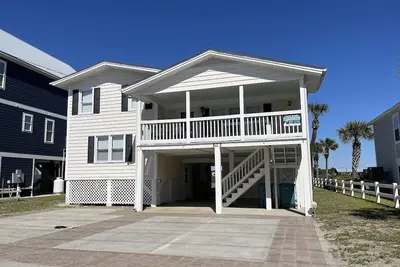 Image de Chase Lounge - Second Row (Channelfront) in Garden City Beach, Sc