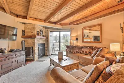 Image de Ski & Hike: Mtn-View Condo in Silverthorne!