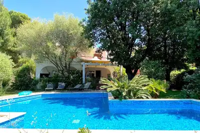 Image de Magnifique villa individuelle avec piscine privée à 300 m de la plage de sable.