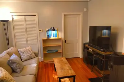 Image de Urban Retreat on Flint in the Heart of Jonesboro