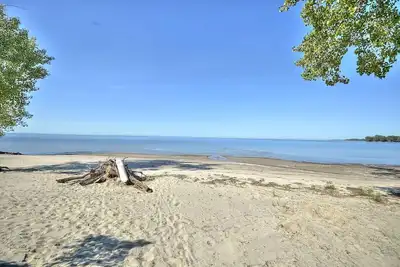 Large Beachfront Family Home with Heated Pool