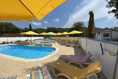 Image de Le Petit Paradis Provençal
