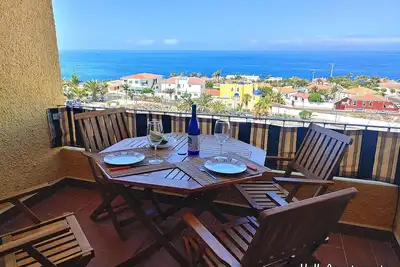 Image de Balcon, vue mer, WiFi, A/C, piscine, 100 mts. de la plage