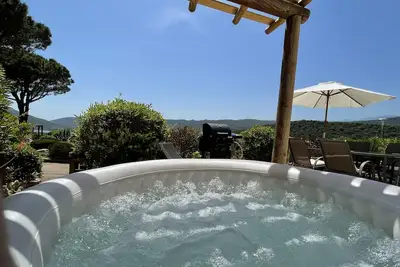 Image de Mini Villa- Vue mer Santa Giulia - Spa - 900m de la plage