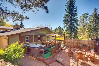 Image de 327936 Hot Tub + Mtn Views: Woodland Park Gem