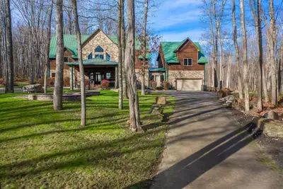 Image de Luxury in the ❤️ of Nemacolin, the Laurel Mountains Most Idyllic Resort Area.