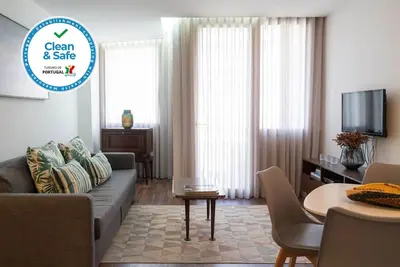 Image de Vintage Porto - Charmant appartement avec 1 chambre situé dans le centre de Porto