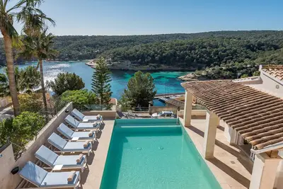 Image de Seafront Villa Cala Turquesa