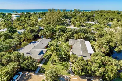 Image de West End Paradise Unit 4 Scallop 5 - One bedroom suite w/water views