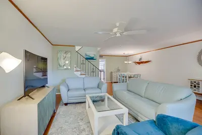 Image de Central Beach-Modern 2 Bedroom townhouse on Barrier Island 2-minutes to beach