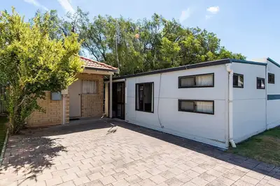 Image de Family Bungalow- Unique, well renovated family friendly holiday cabin in Geographe Holiday Park