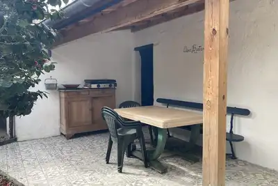 Image de Rez de jardin, non fumeur, avec terrasse et tonnelle