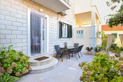 Image de Bel appartement pour 4 personnes avec climatisation, Wifi, Tv, terrasse et parking