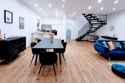 Image de Charmante maison de vacances \"Ludwig der Xvi\" avec Wi-Fi, terrasse et jardin