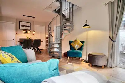 Image de Pass the Keys | A Character Cottage in Historical Canterbury