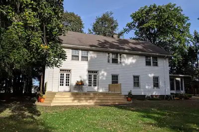 Image de Family-friendly 5-Star Rated 19th Century Restored Mansion