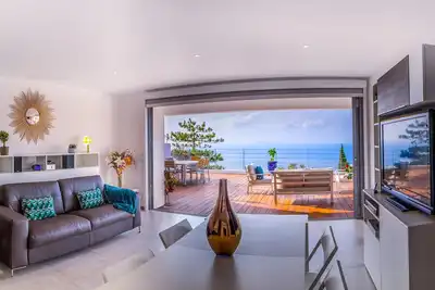 Image de Luxueux appartement avec terrasse - piscine privée