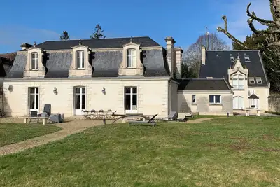 Image de Palace in a Royal loire valley town