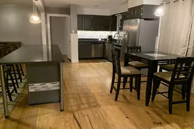 Image de Newly remodeled nice home in very safe and convenient neighborhood.
