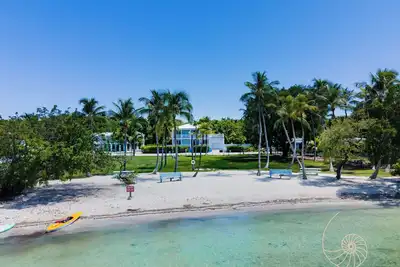 Image de Villa Azzurra ~ Coastal Island Home with Pool, Bay Views and Beach