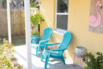 Image de Safety Harbor - Tropical Oasis