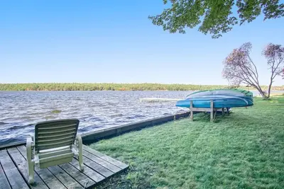 Image de Lakefront Family Retreat w/ kayaks, near Lake Mi!