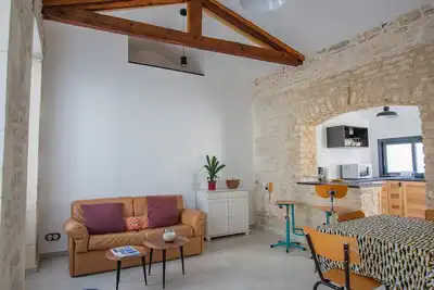Image de Small renovated house with terrace in the heart of St Pierre d'Oléron