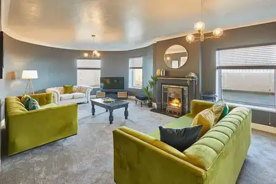 Image de Host & Stay | Regency Mansions Apartment