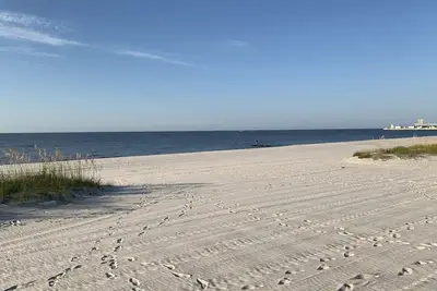 Image de Pass Christian Beach House, Walk to Beach!
