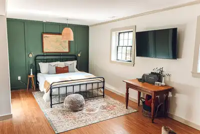 Image de Steps to Vt Campus & Cassell Cozy Blacksburg Studio