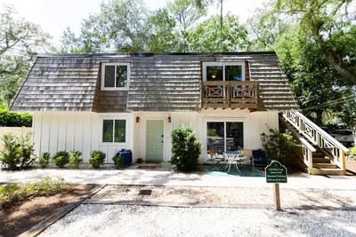 Image de New 2 Bedroom Beach Cottage! One block to Beach! By CrabDaddy's and Crab Trap!