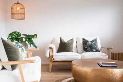 Image de Luxury Apart w/Seaviews | Full Laundry, Kitchen & Heat Pump