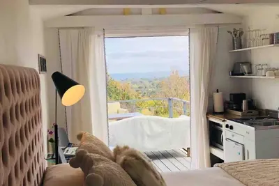 Image de 30%Off Now! Charming Malibu Cottage, Perfect Couple Getaway, King Bed, Ocean View