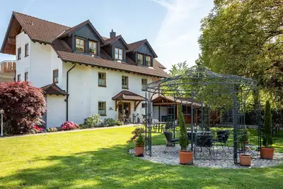 Image de Bel appartement de vacances 6 sur \"Trostelhof\" avec balcon, jardin partagé et Wi-Fi