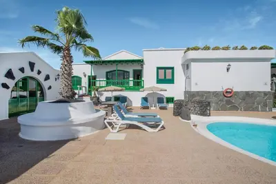 Image de Belle maison \"Apartamento Karine\" avec piscine partagée et Wifi