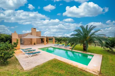 Maison de vacances \"Ses Clovetes\" avec vue montagne, piscine, jardin, terrasses et WiFi