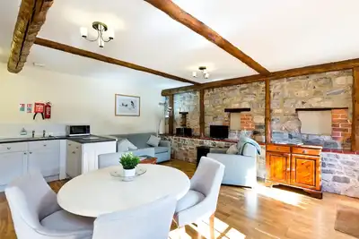 Image de Wisels Cottage With Shared Swimming Pool & Games Room