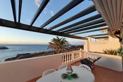 Image de Two bedrooms Sea front apartment in Amarilla Golf