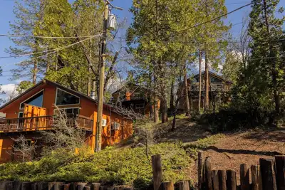 Image de Hébergement, restauration et événements spéciaux près du parc national de Yosemite
