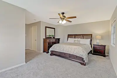 Image de Remodeled house 3br\/2ba Sleeps 10, self-check in