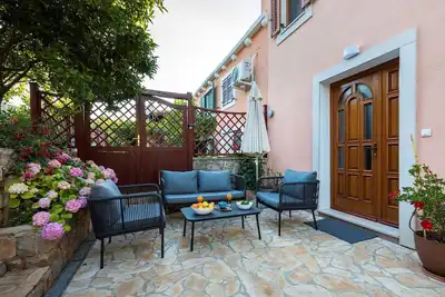 Image de Maison de vacances avec terrasse et barbecue