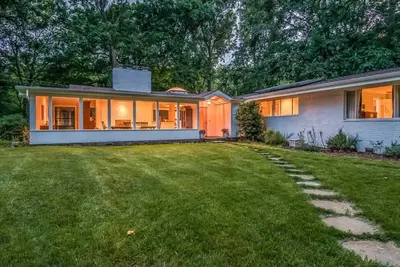 Image de Private retreat minutes from Gw P\/way, Dc, airport