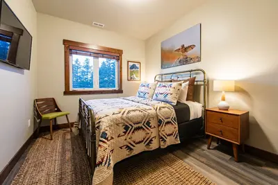 Image de Beautiful 3-bed/2-bath Condo Looking Into Glacier National Park!
