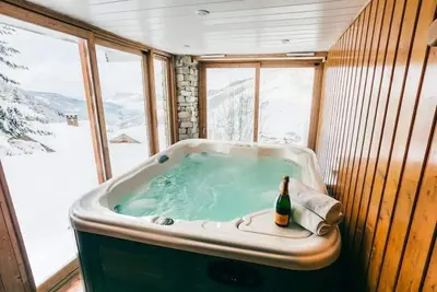 Image de 5min des Pistes | Chalet privé + Jacuzzi et Sauna