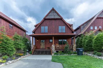 Image de Sunrise Lodge at Eagles Nest- Great views, walking distance to amenities, Summer Concerts