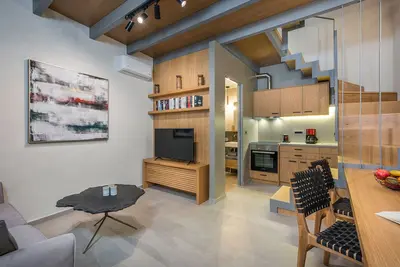 The Peach House by J&G Suites